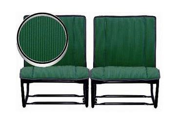 Setetrekk grøn to stoler bak