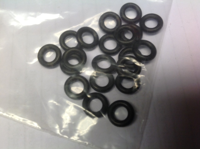 10 stk små gummi O-ringer for servo-montasje 4,2X8X1,9